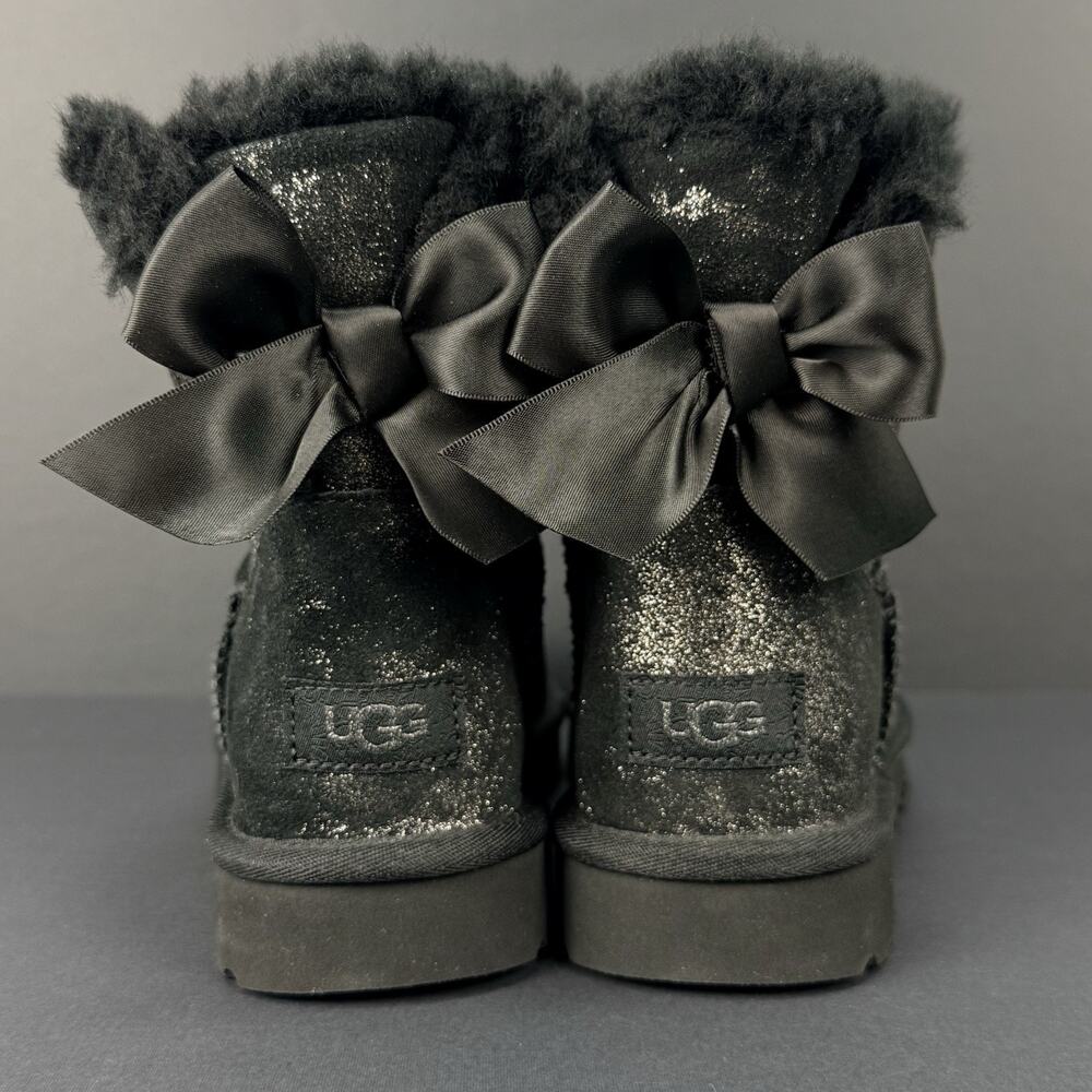 UGG Mini Bailey Bow Glimmer Women’s 7 Black Glitter Suede Boots New Without Box